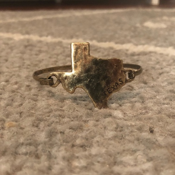 Altar'd State Jewelry - Brass Texas Bangle Bracelet